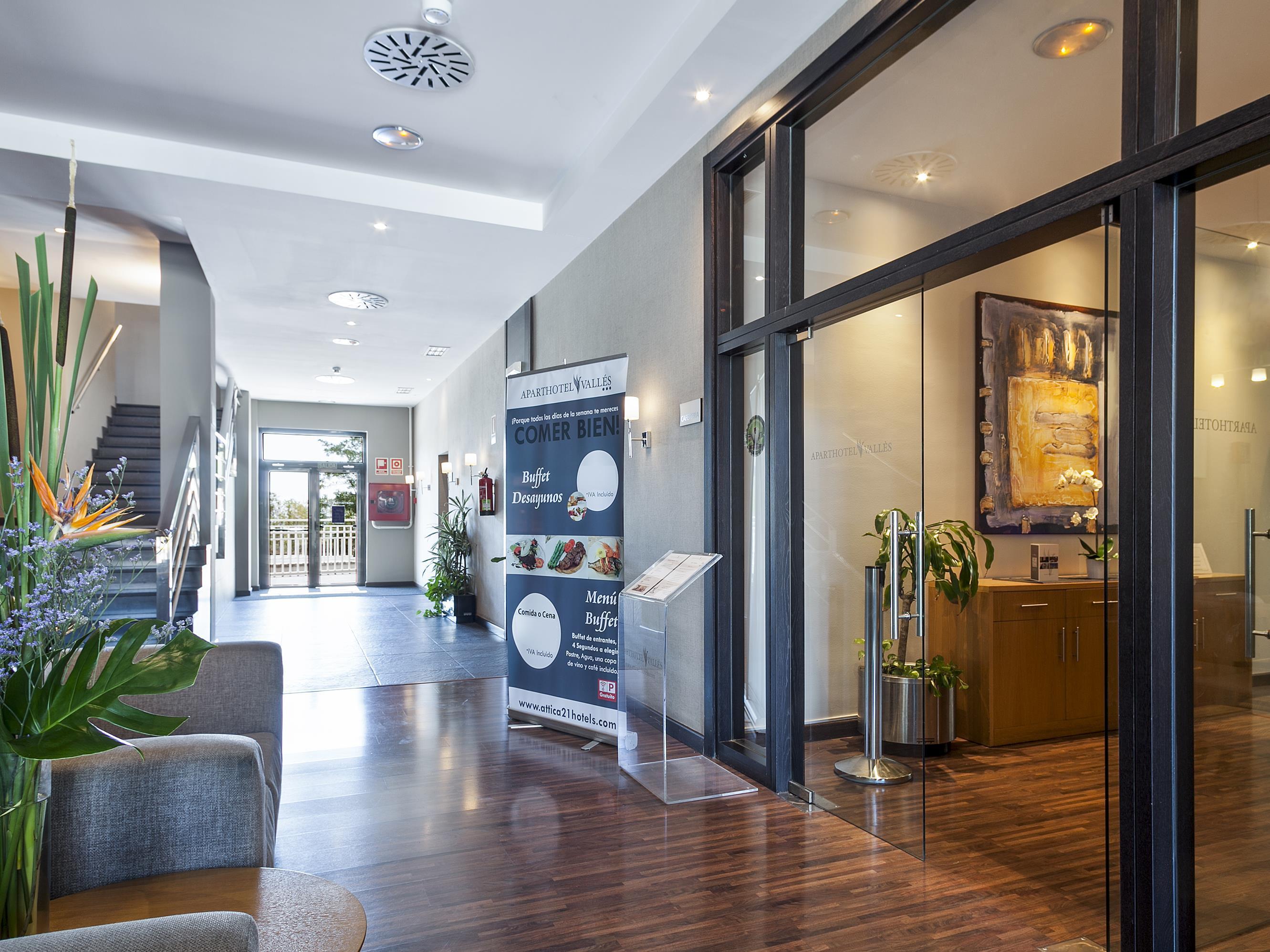Aparthotel Attica 21 Valles Sabadell Ngoại thất bức ảnh