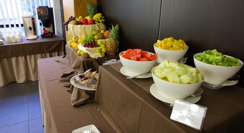 Aparthotel Attica 21 Valles Sabadell Ngoại thất bức ảnh