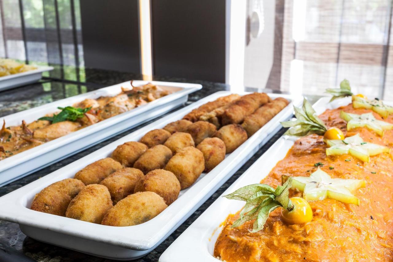 Aparthotel Attica 21 Valles Sabadell Ngoại thất bức ảnh