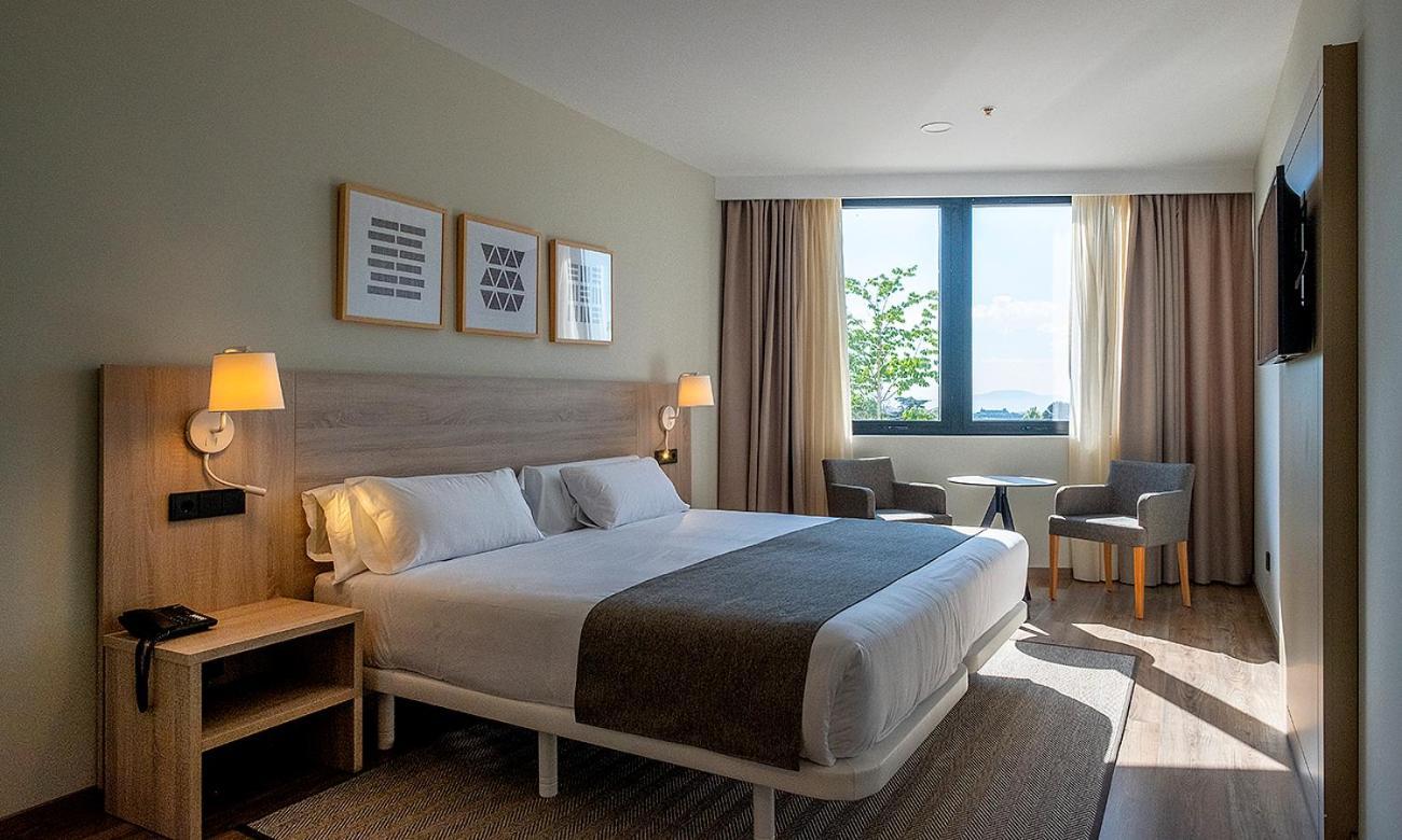 Aparthotel Attica 21 Valles Sabadell Ngoại thất bức ảnh