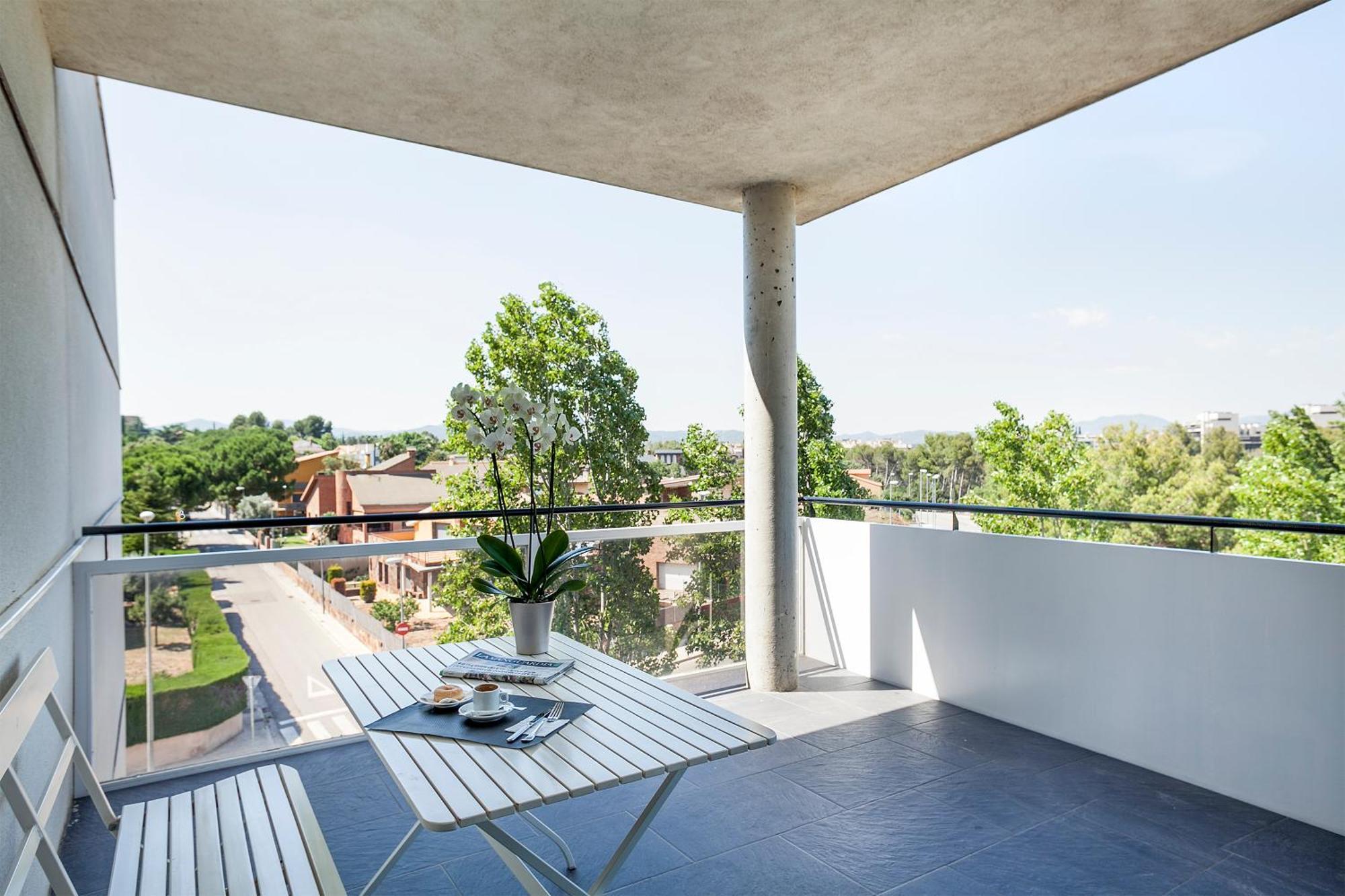 Aparthotel Attica 21 Valles Sabadell Ngoại thất bức ảnh