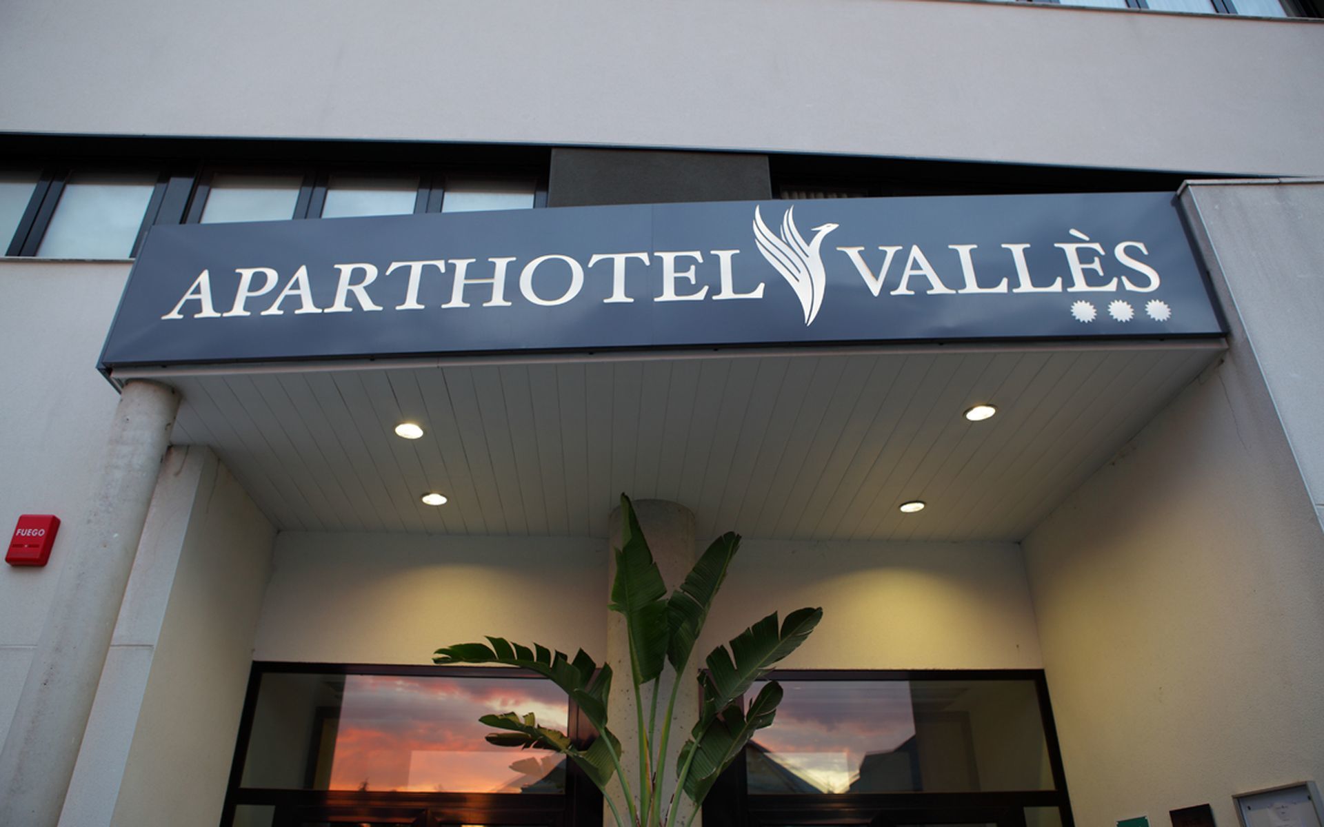 Aparthotel Attica 21 Valles Sabadell Ngoại thất bức ảnh