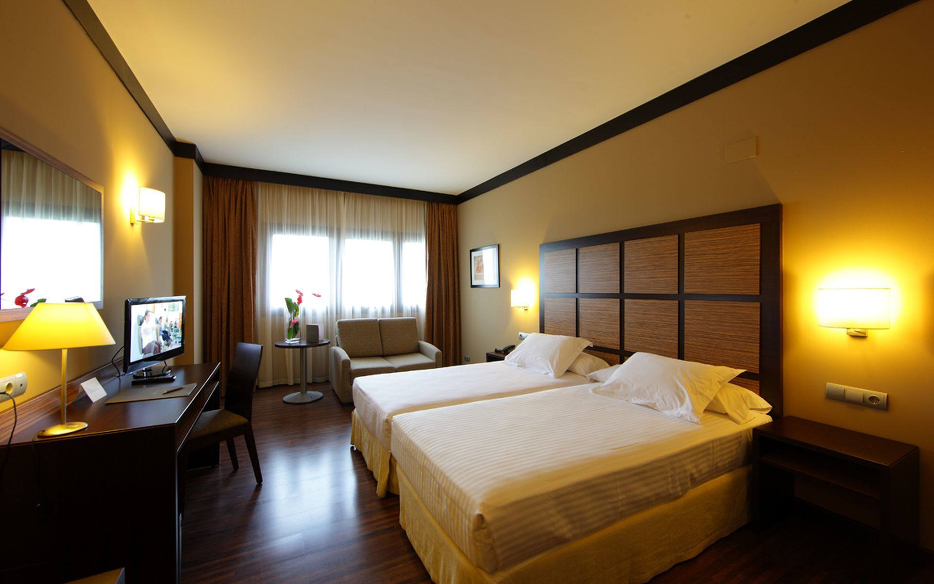 Aparthotel Attica 21 Valles Sabadell Ngoại thất bức ảnh