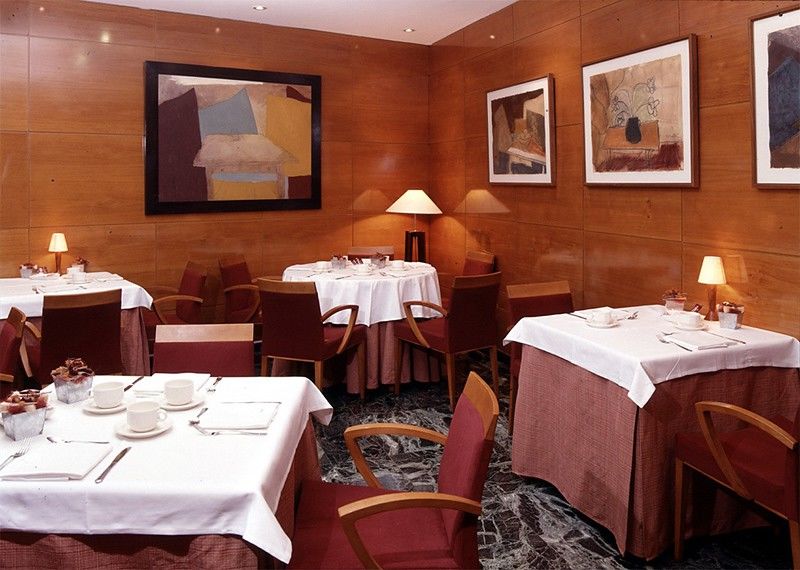 Aparthotel Attica 21 Valles Sabadell Ngoại thất bức ảnh