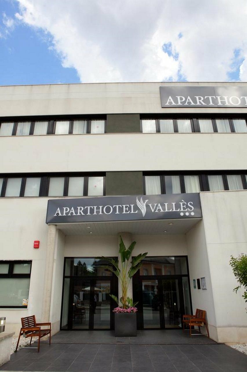 Aparthotel Attica 21 Valles Sabadell Ngoại thất bức ảnh